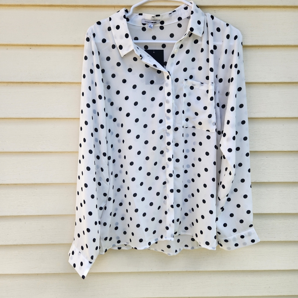 NWT Fashion Nova Button Down Blouse - Size XL